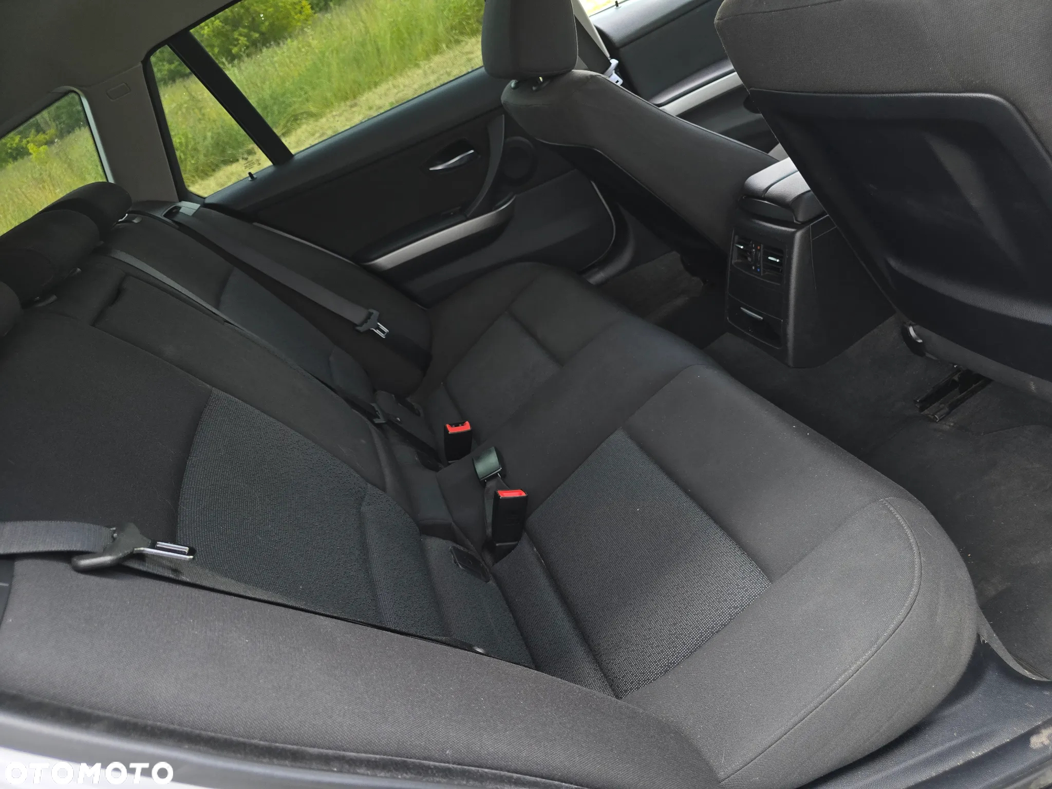 BMW Seria 3 320i Touring - 17