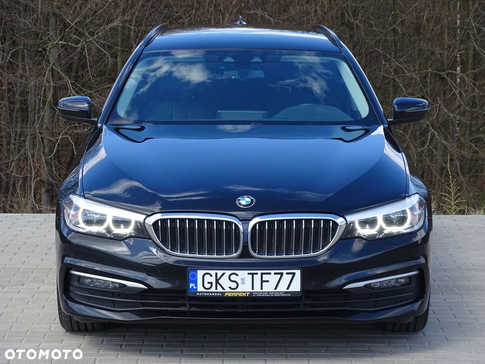 BMW Seria 5 520d - 5