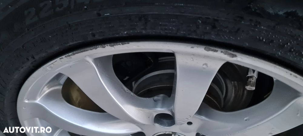 BMW Seria 1 116i - 30