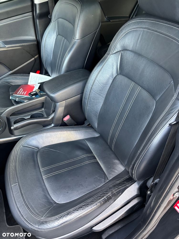Kia Sportage 2.0 CRDI 184 AWD Platinum Edition - 10