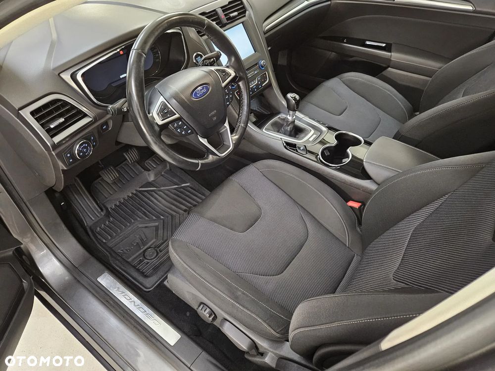 Ford Mondeo - 7
