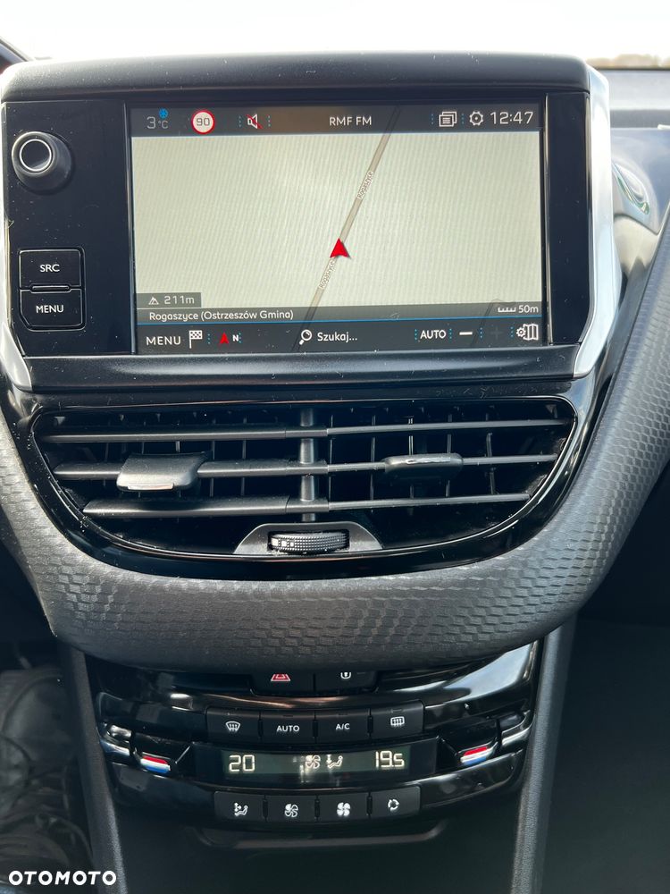 Peugeot 2008 82 VTI Allure - 13