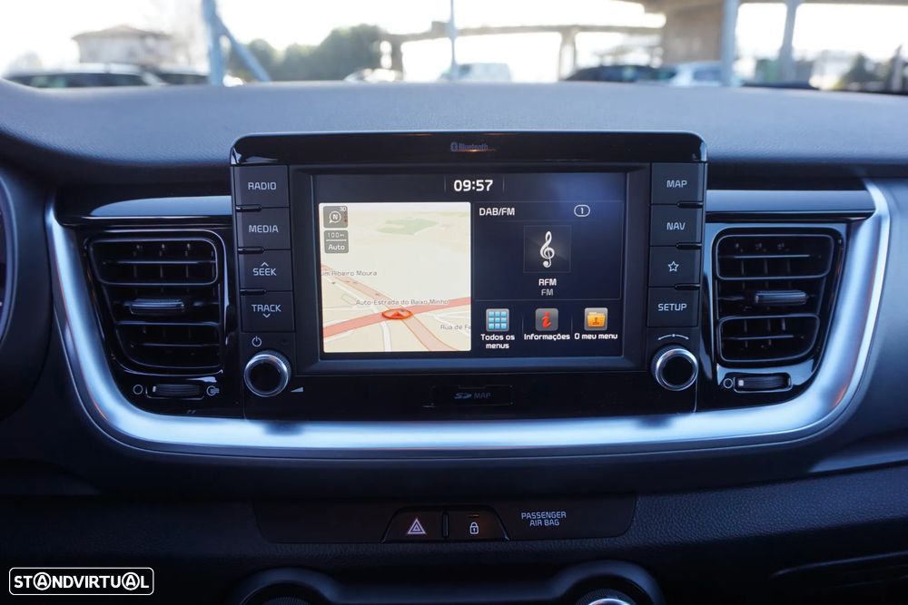 Kia Stonic 1.0 T-GDI Drive - 38