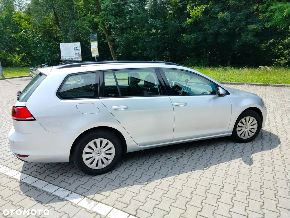 Volkswagen Golf 1.6 TDI BlueMot Trendline - 6