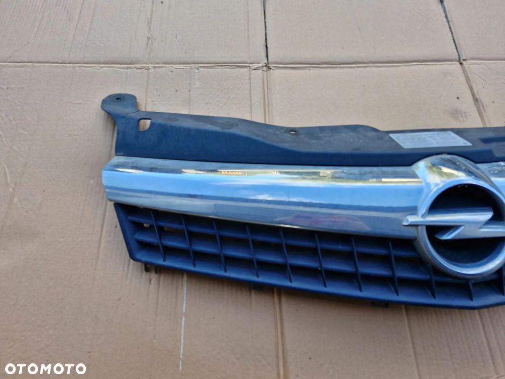 Grill atrapa chrom Opel Astra H III GTC CABRIO EUROPA - 2