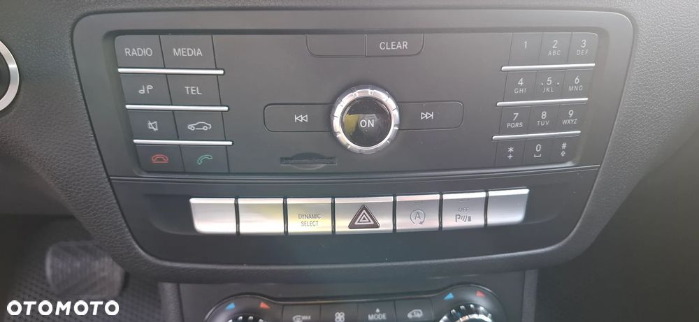 Mercedes-Benz Klasa B 200 7G-DCT Style - 32