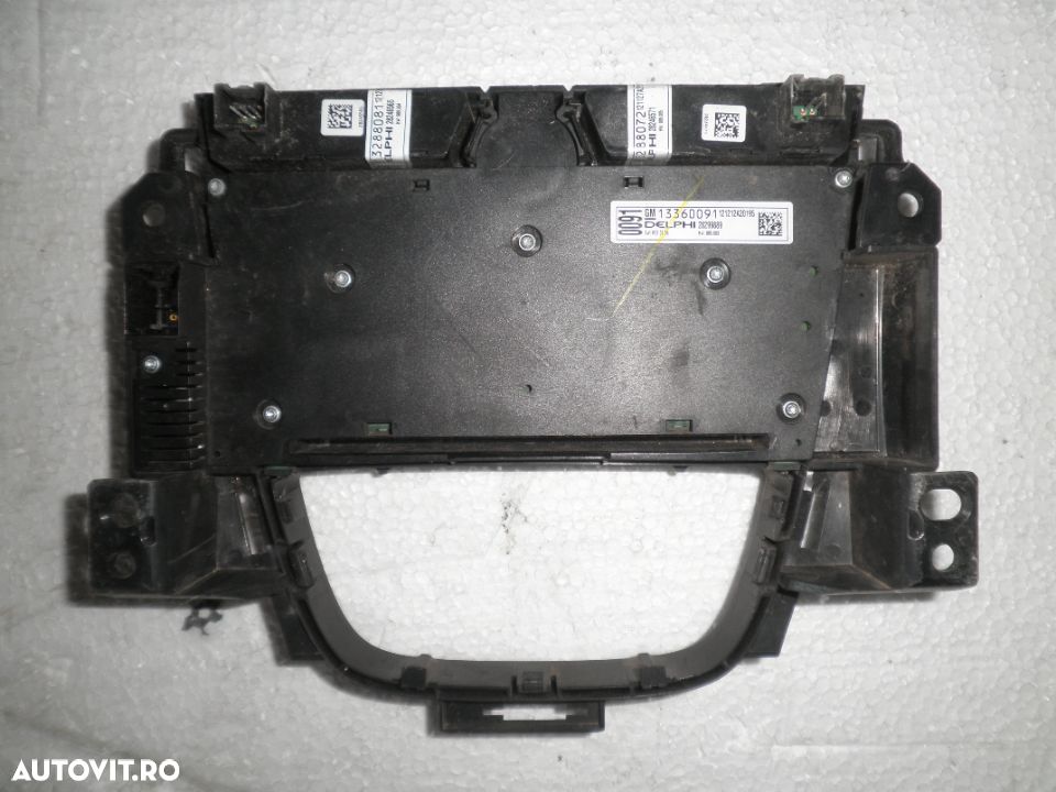 consola centrala Opel Astra J 13360091 28299889 - 2