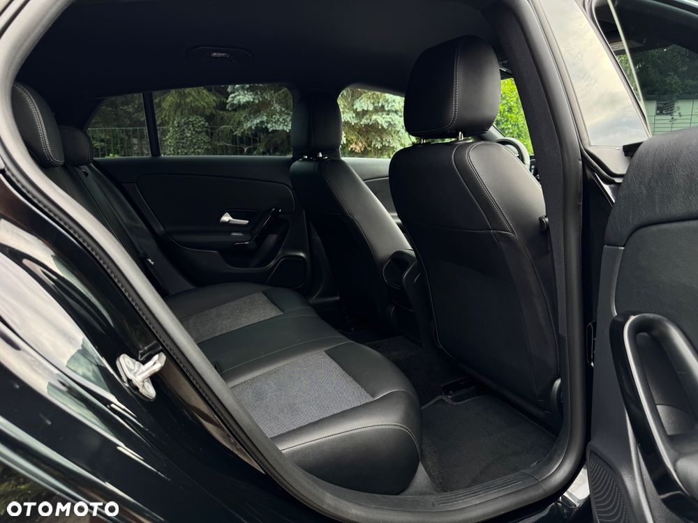 Mercedes-Benz CLA 200 d 8G-DCT Progressive - 24