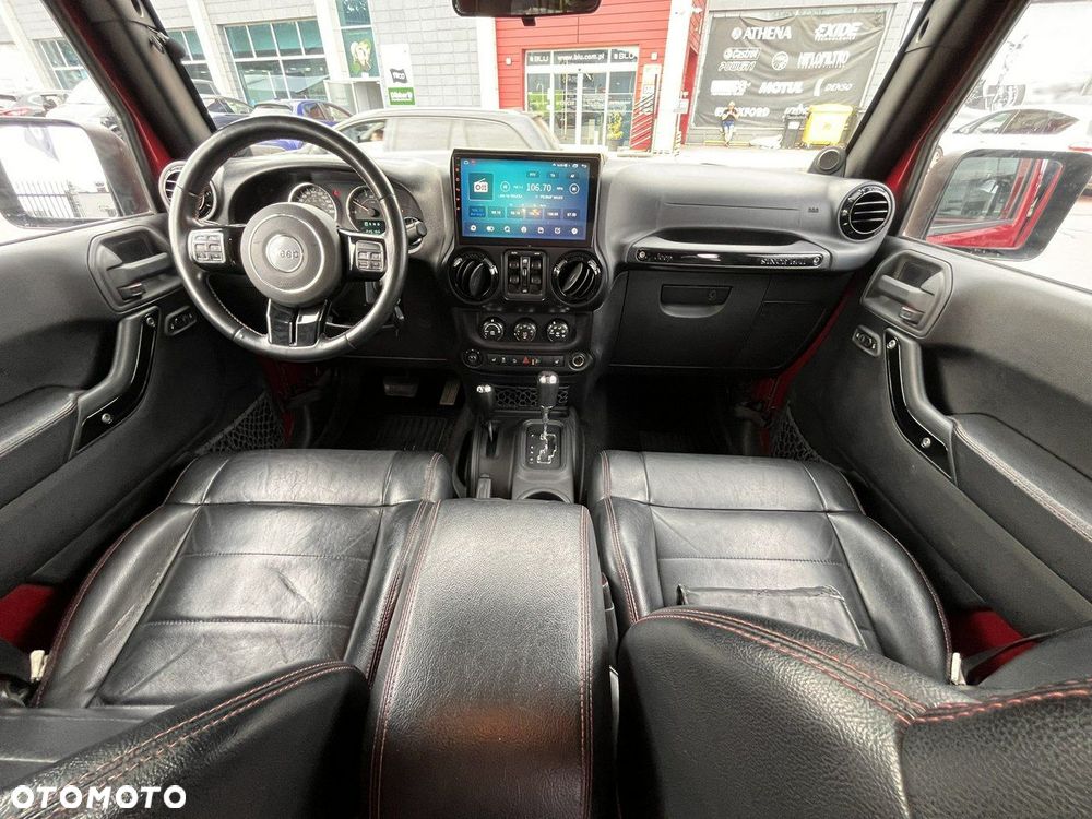 Jeep Wrangler - 12