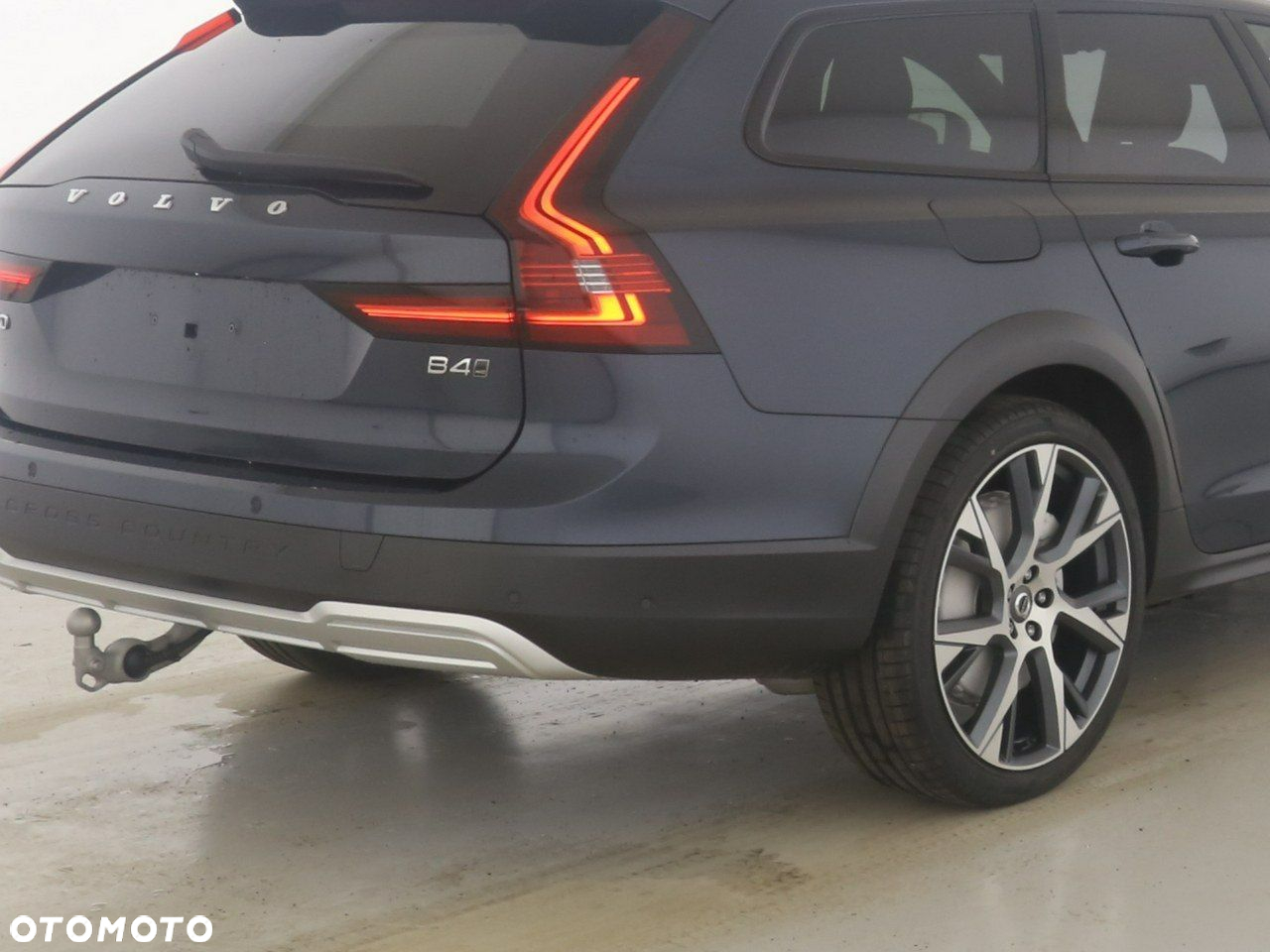 Volvo V90 Cross Country B4 D AWD Ultimate - 9