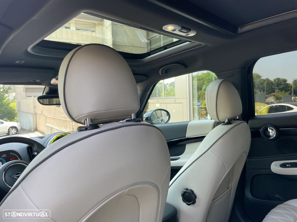 MINI Countryman Cooper SE ALL4 Auto - 30