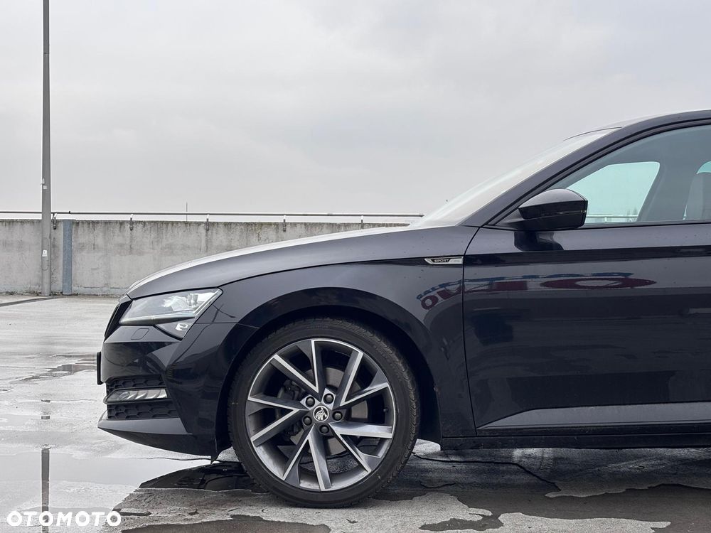 Skoda Superb 2.0 TSI Sportline DSG - 7