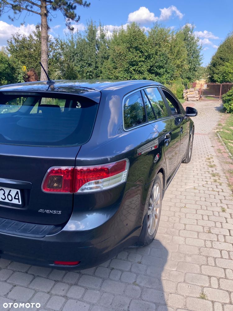 Toyota Avensis - 3