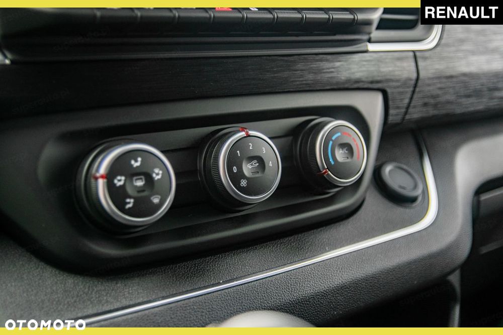 Renault Trafic - 23