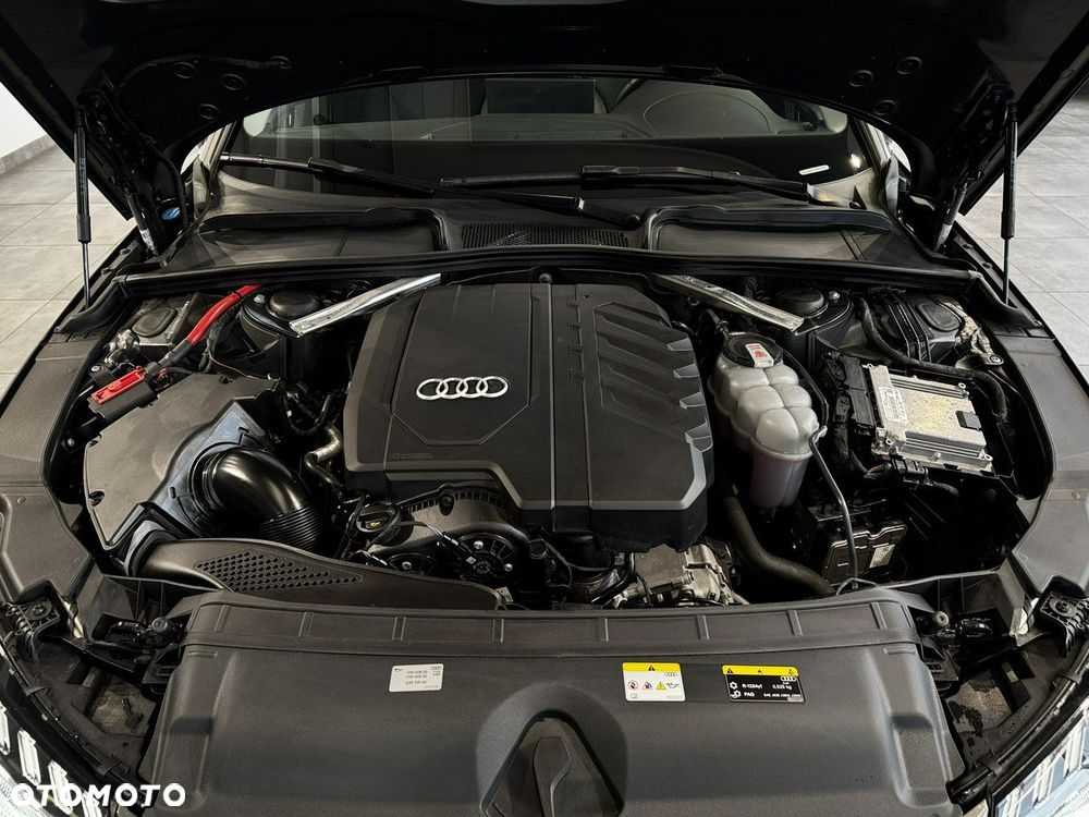 Audi A4 Limousine - 32