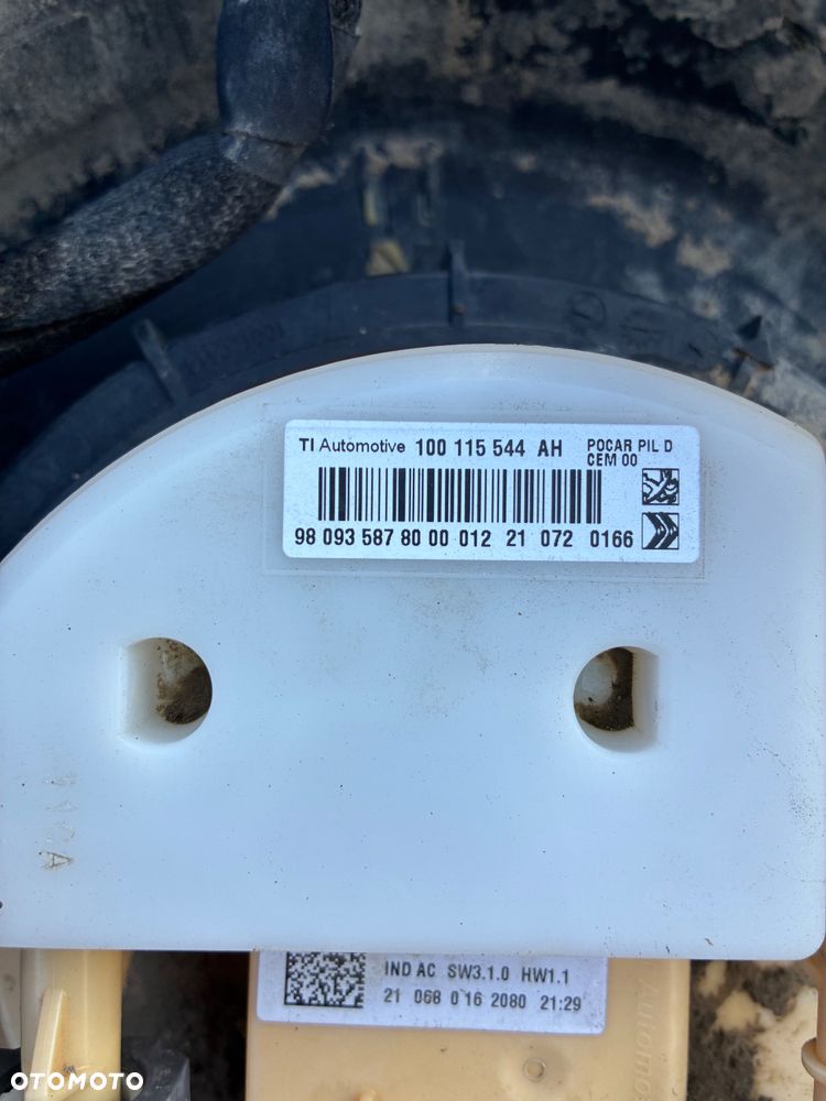 Pompa paliwa Citroen Peugeot DS OPEL - 2