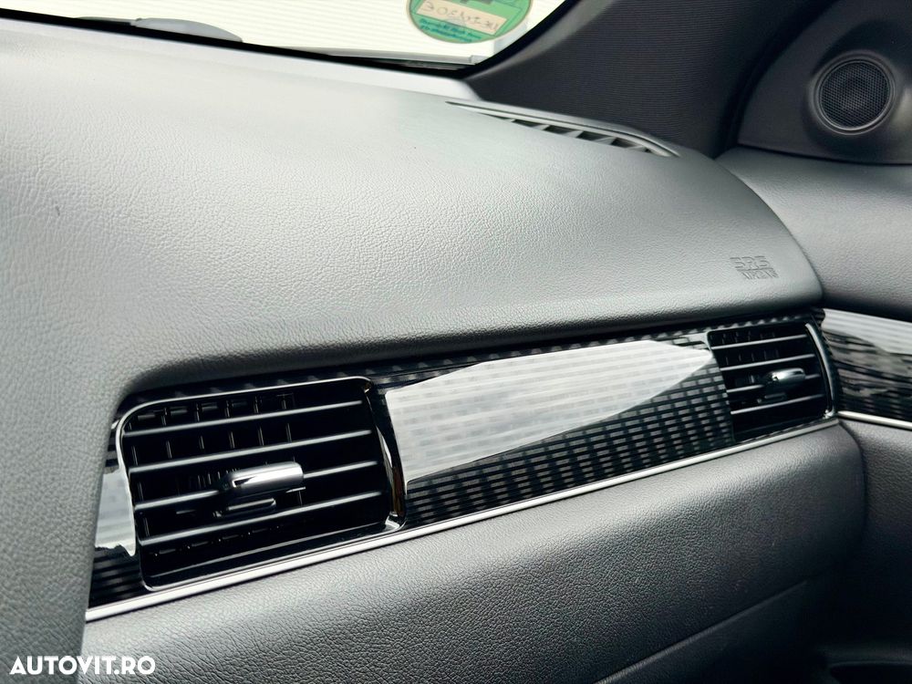 Mitsubishi Outlander - 21