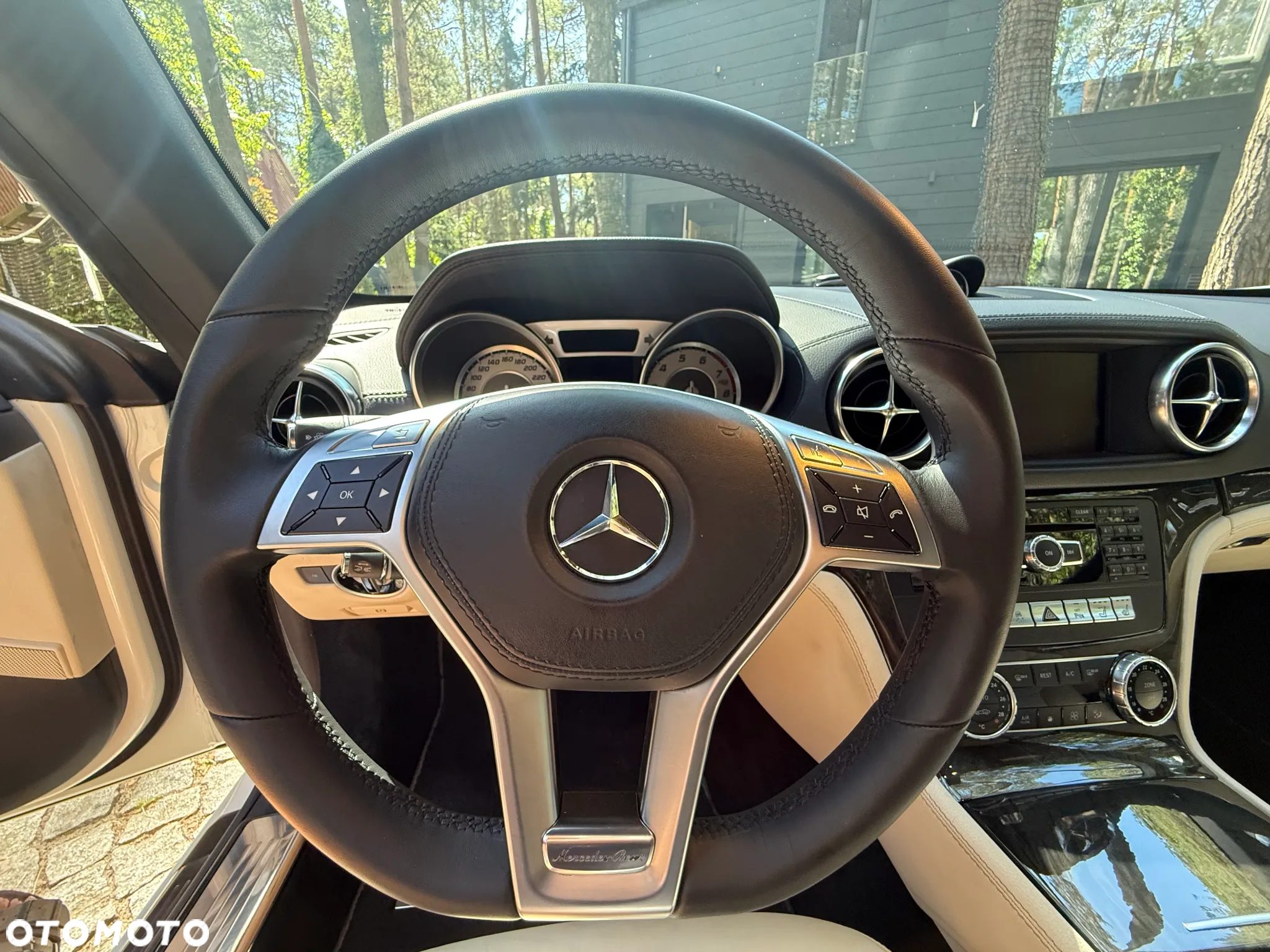 Mercedes-Benz SL 500 - 13