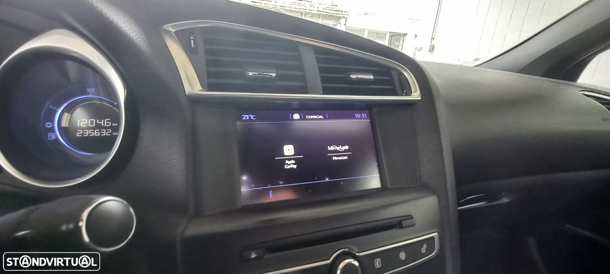 DS DS4 Crossback 1.6 BlueHDi So Chic EAT6 - 17