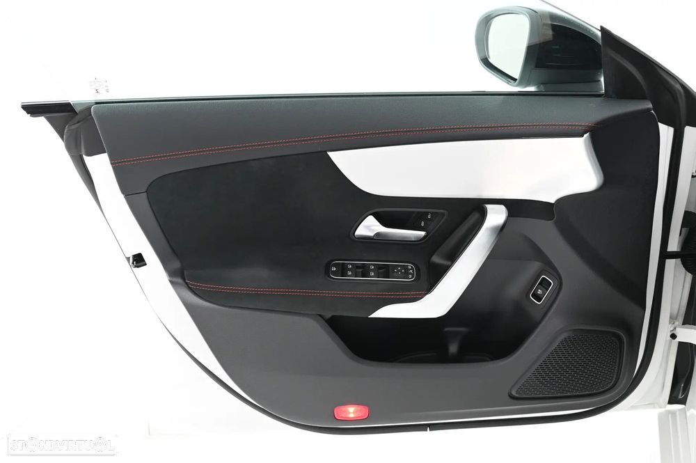 Mercedes-Benz CLA 180 - 33