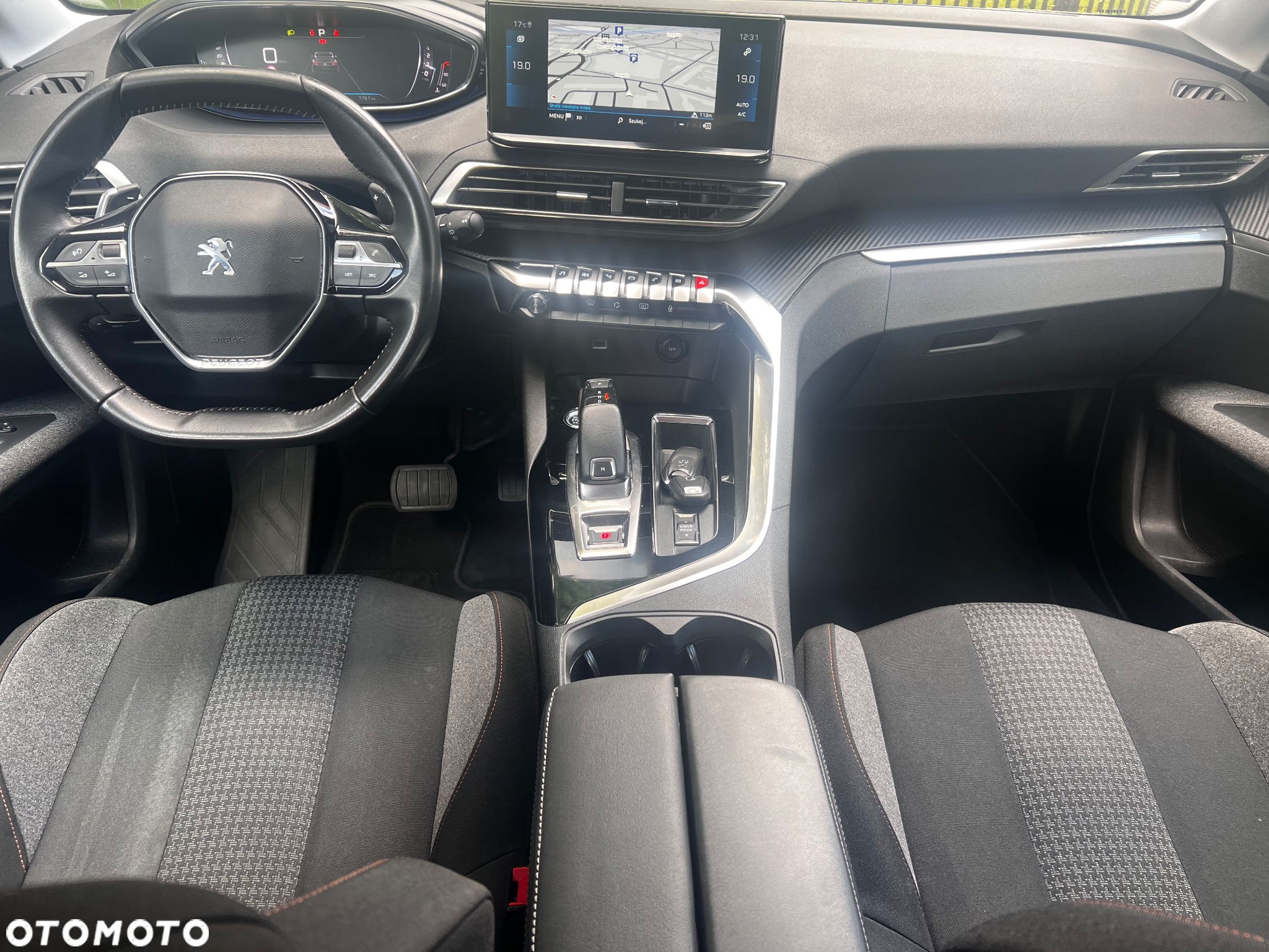 Peugeot 3008 1.5 BlueHDi Active Pack S&S EAT8 - 9