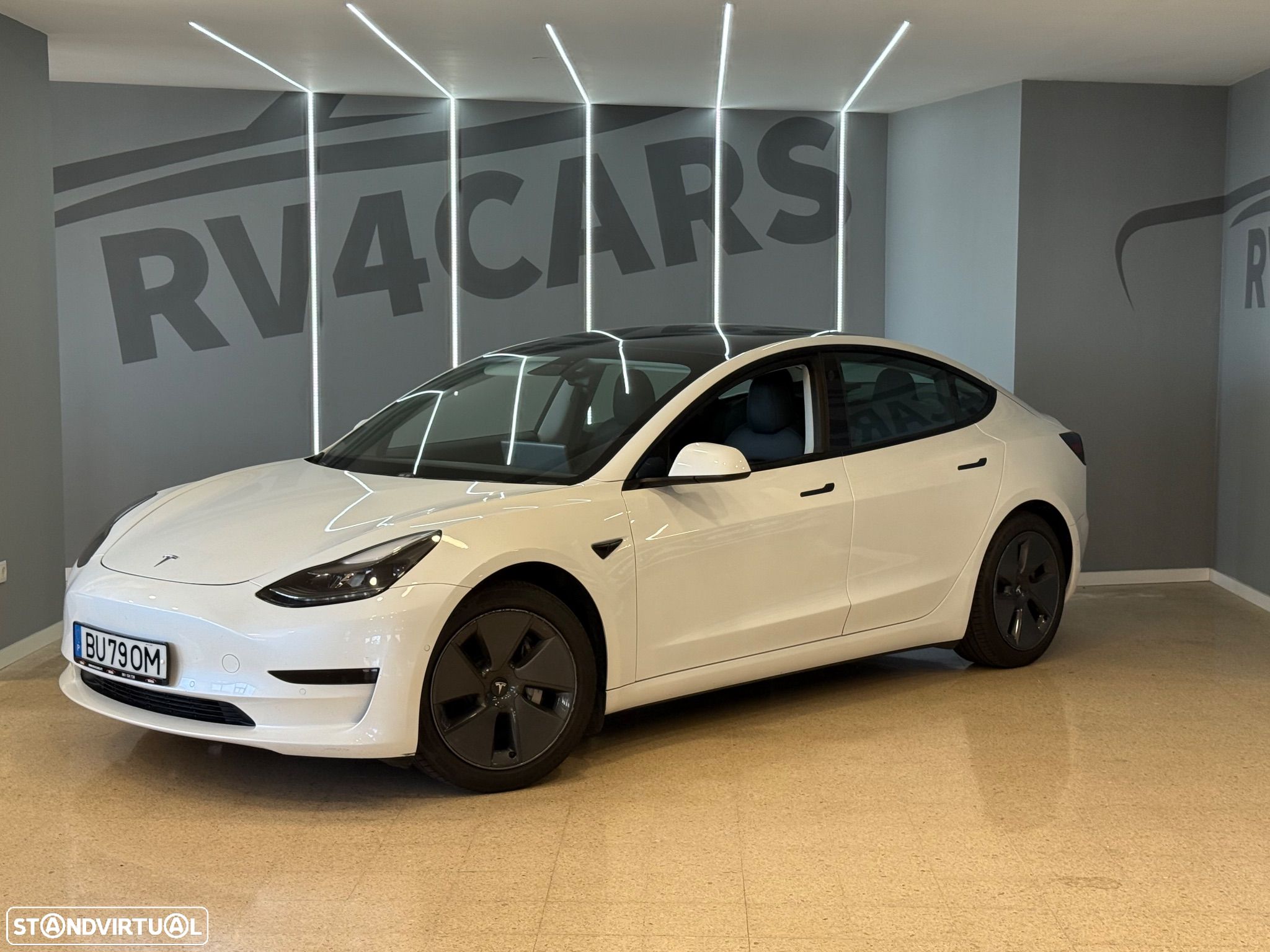 Tesla Model 3 Standard Range Plus RWD - 1