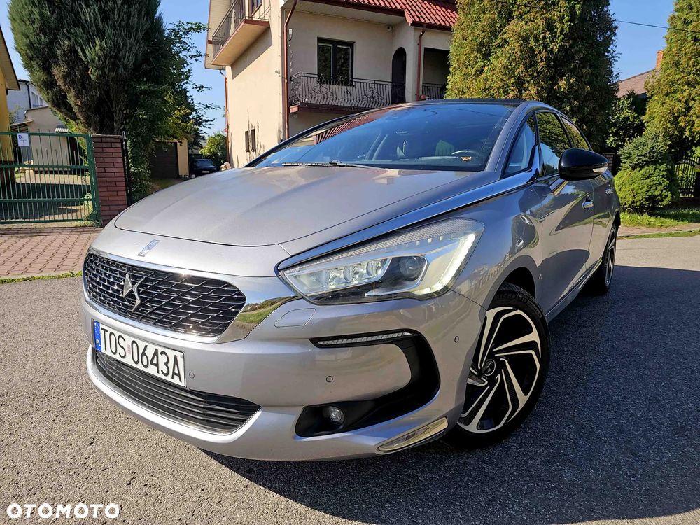 DS Automobiles Ds 5