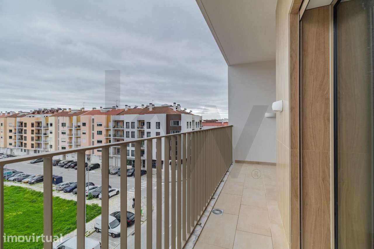 T3 + 1 Duplex com Terraço Panorâmico, Áreas Premium e Garagem Box | Mo - Grande imagem: 4/38