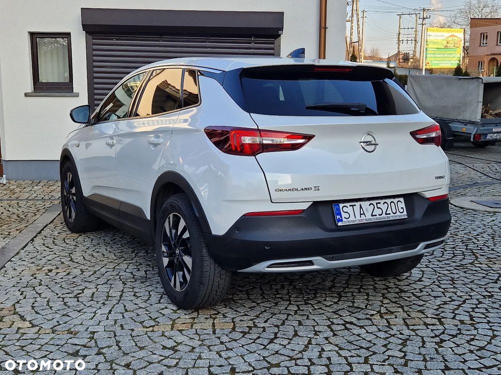 Opel Grandland X 1.2 Start/Stop Business Edition - 11