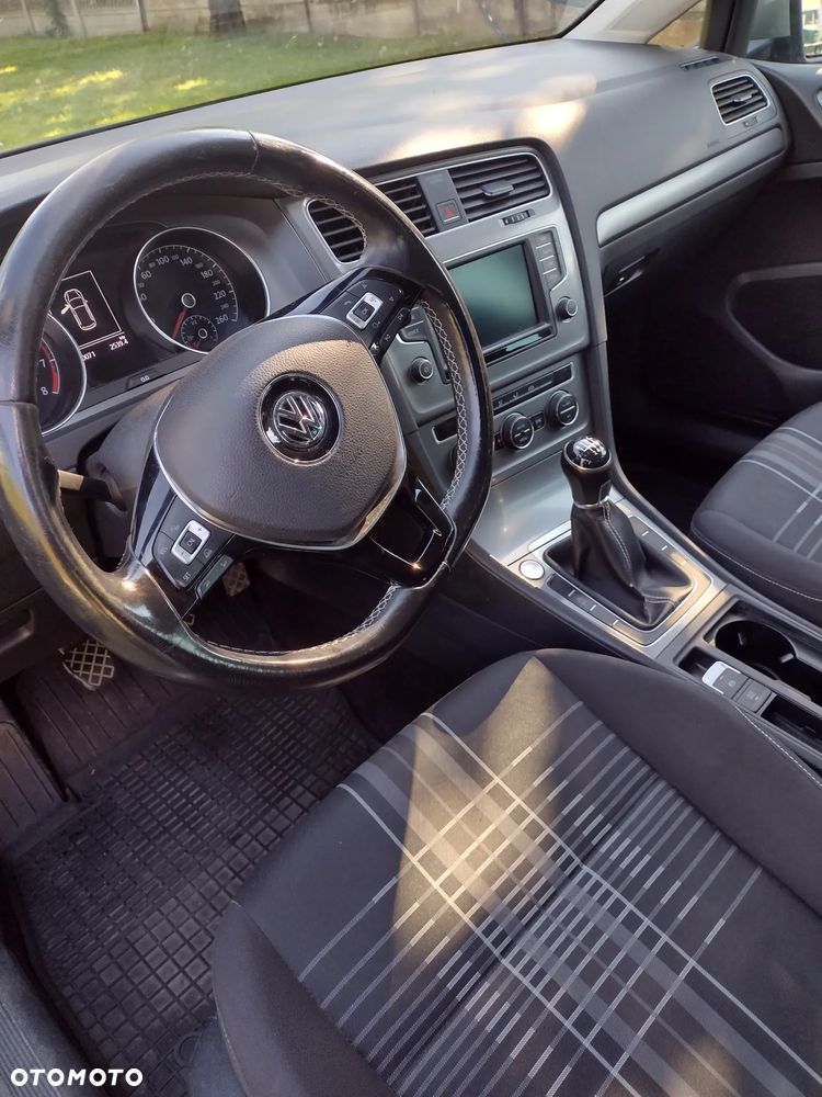 Volkswagen Golf 1.2 TSI BlueMotion Technology Lounge - 3