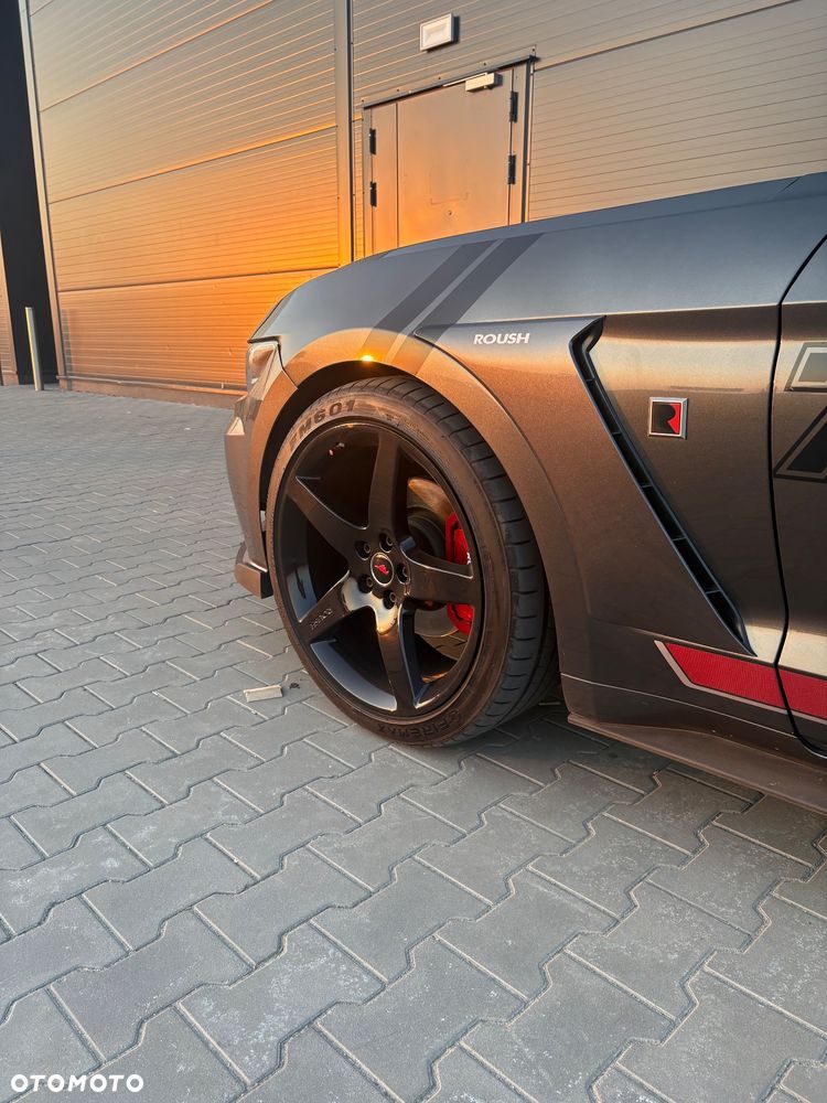 Ford Mustang - 9