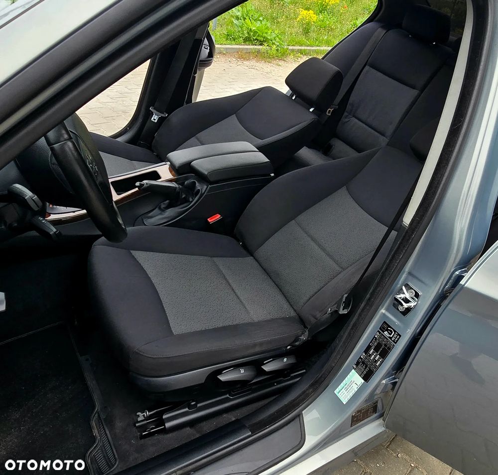 BMW Seria 3 - 28