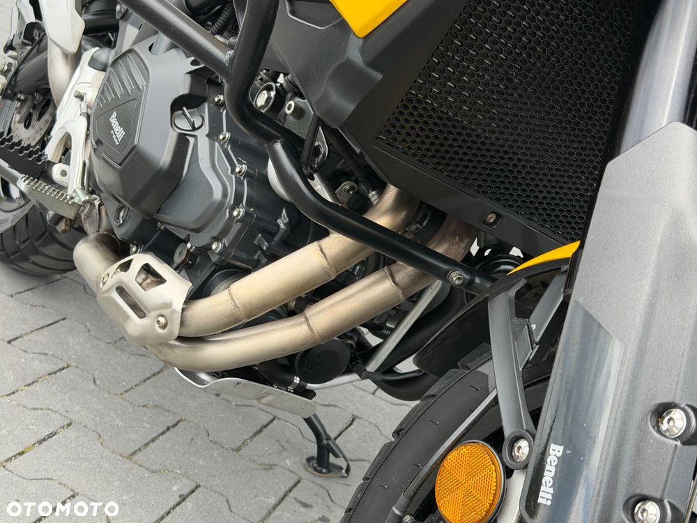 Benelli TRK 502X - 17