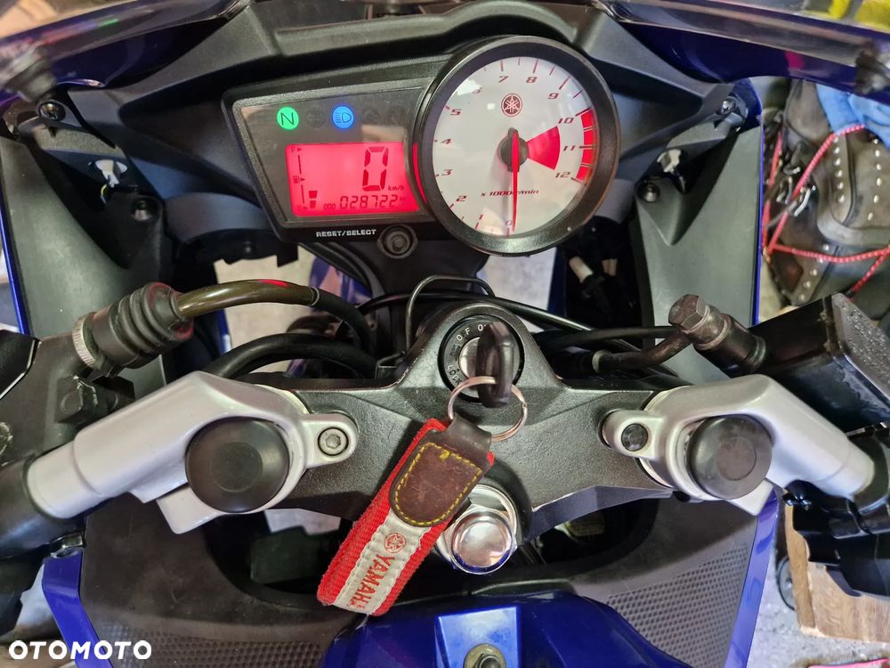 Yamaha YZF - 9