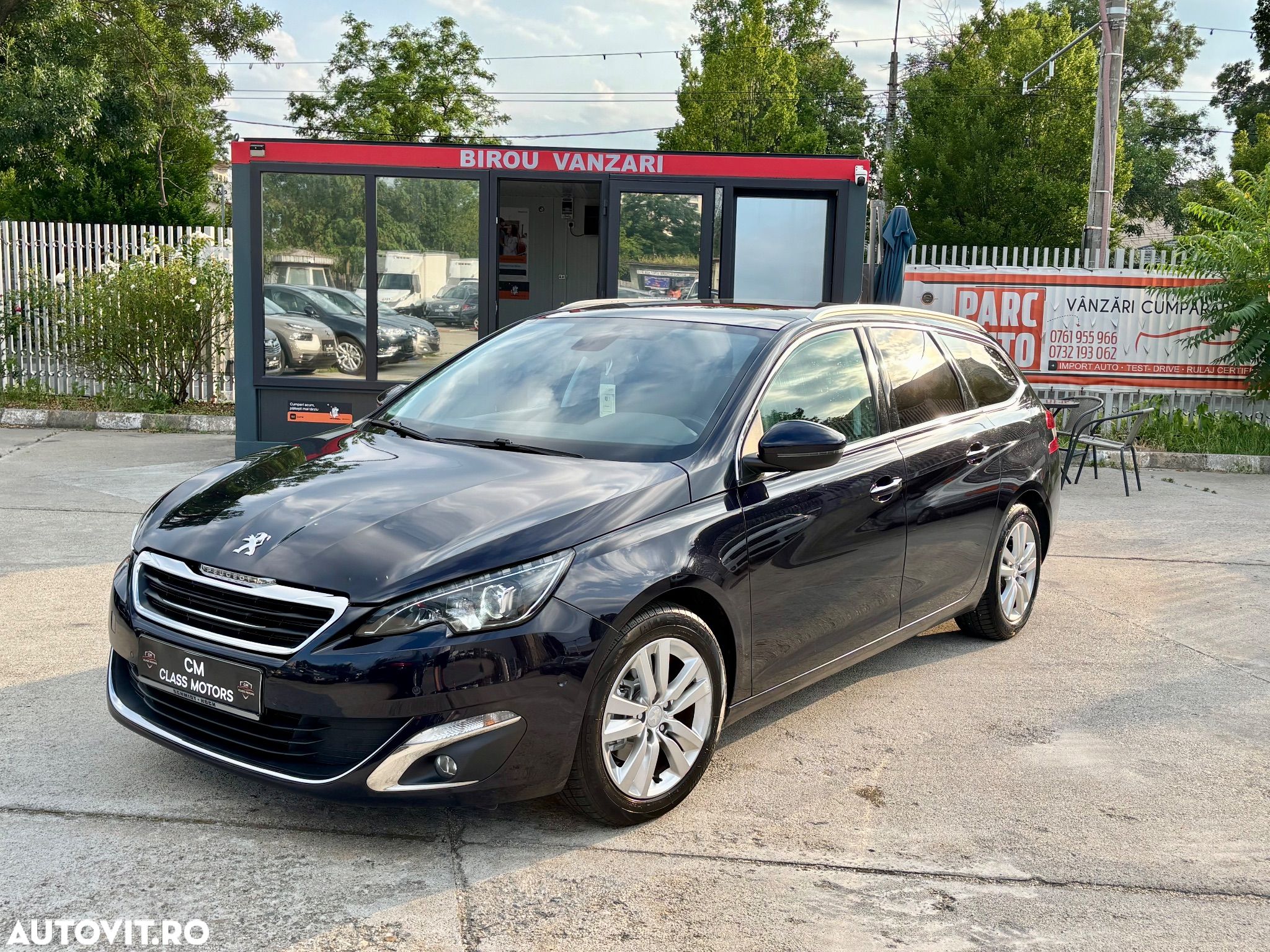 Peugeot 308 - 1