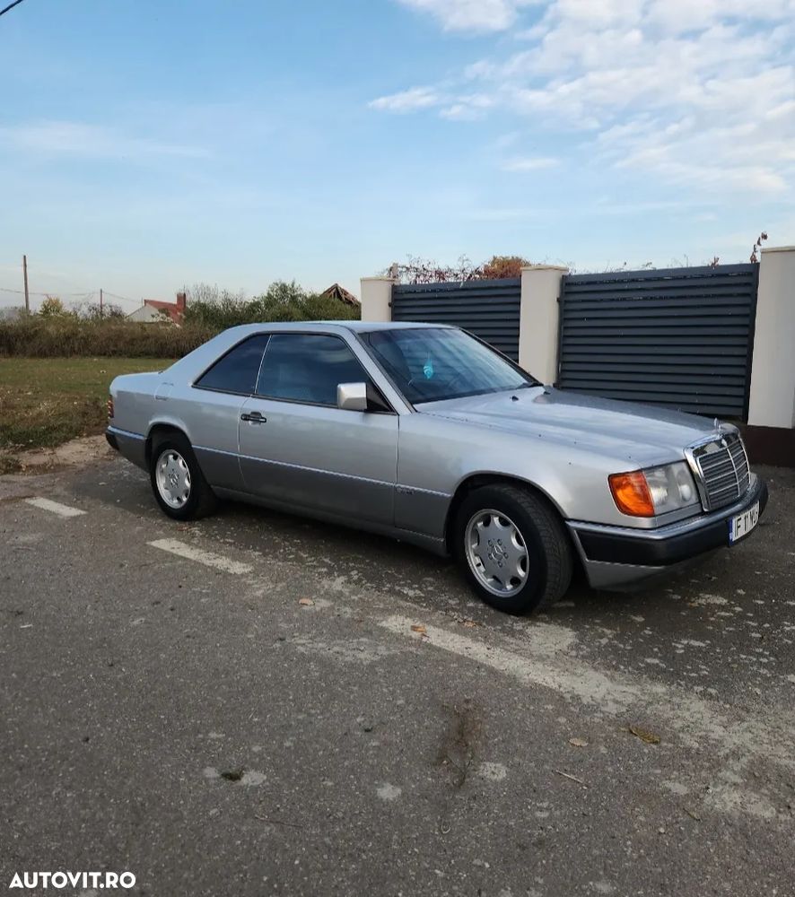 Mercedes-Benz W124 - 1