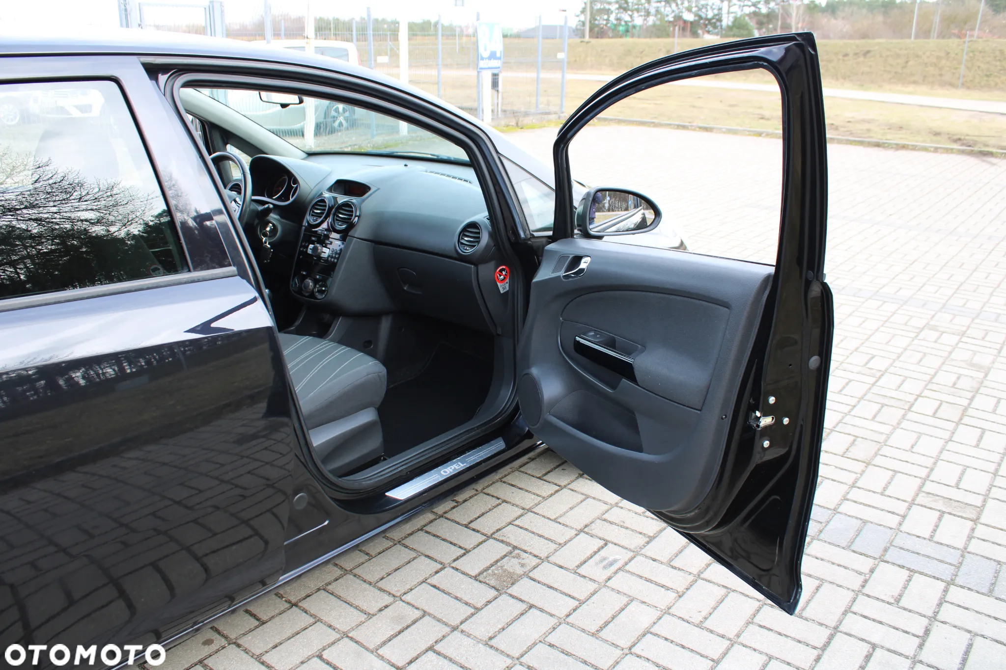 Opel Corsa - 28