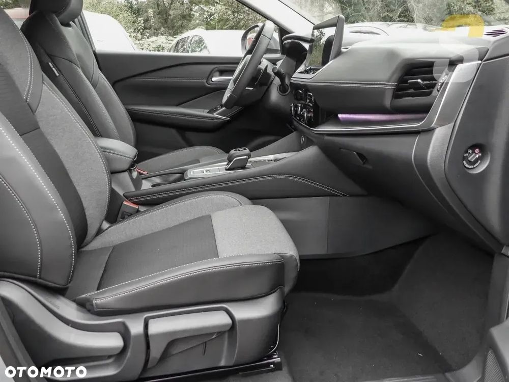 Nissan Qashqai 1.3 DIG-T mHEV N-Connecta Xtronic - 10