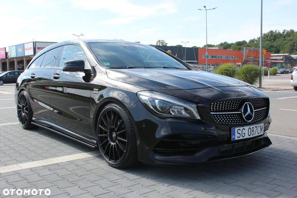 Mercedes-Benz CLA 200 7G-DCT AMG Line - 1
