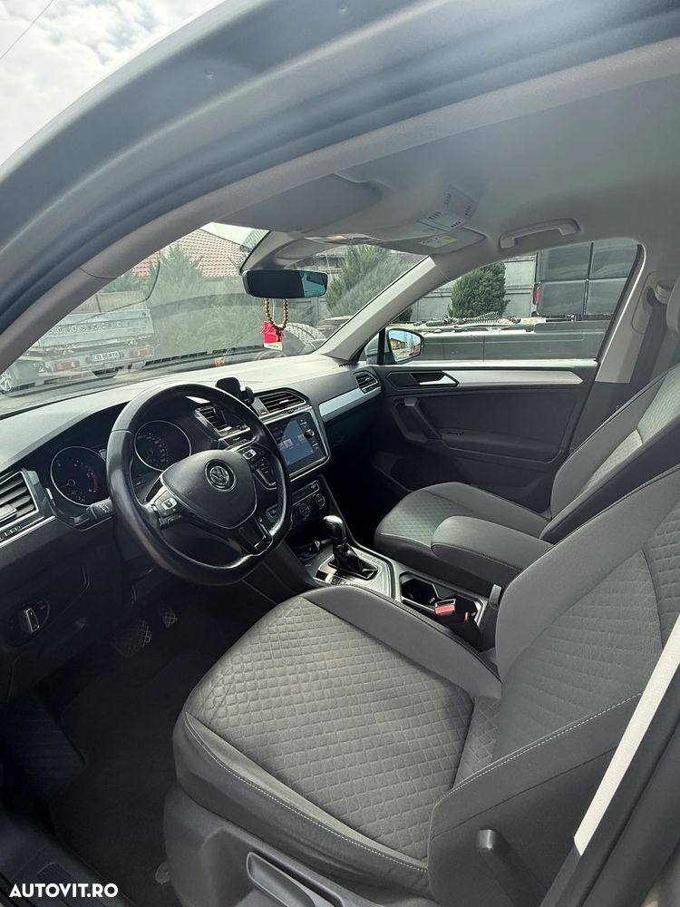 Volkswagen Tiguan - 7
