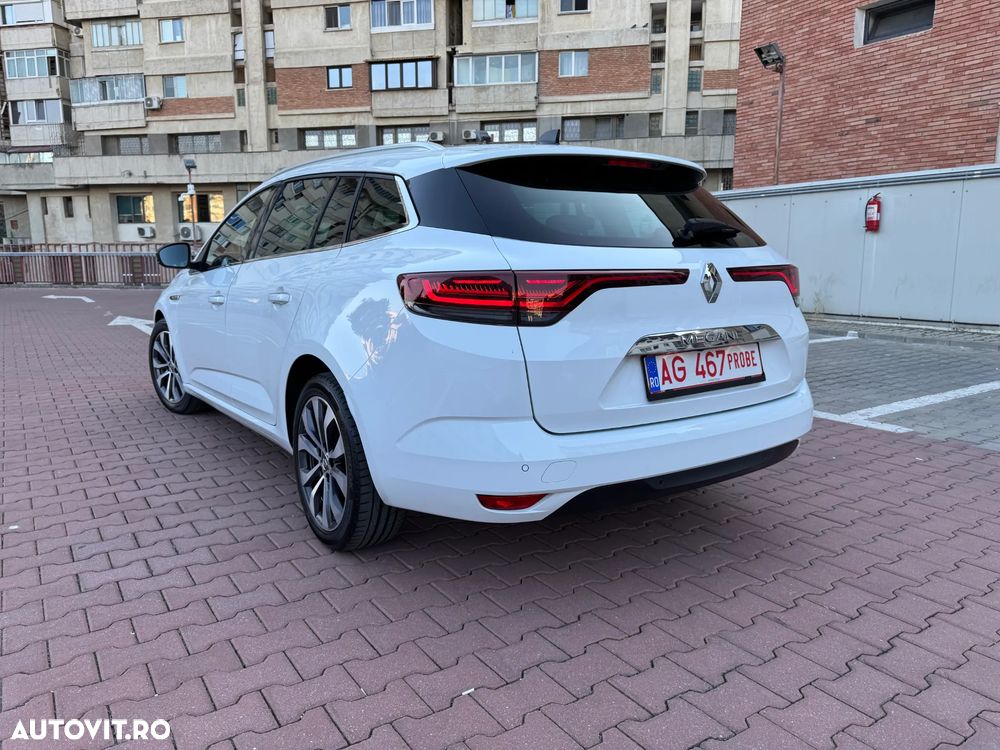 RENAULT Megane 2023 — imagine 35