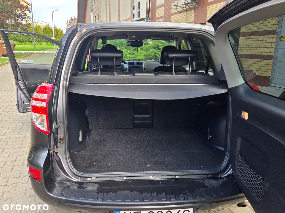 Toyota RAV4 2.0 4x4 Sol - 30