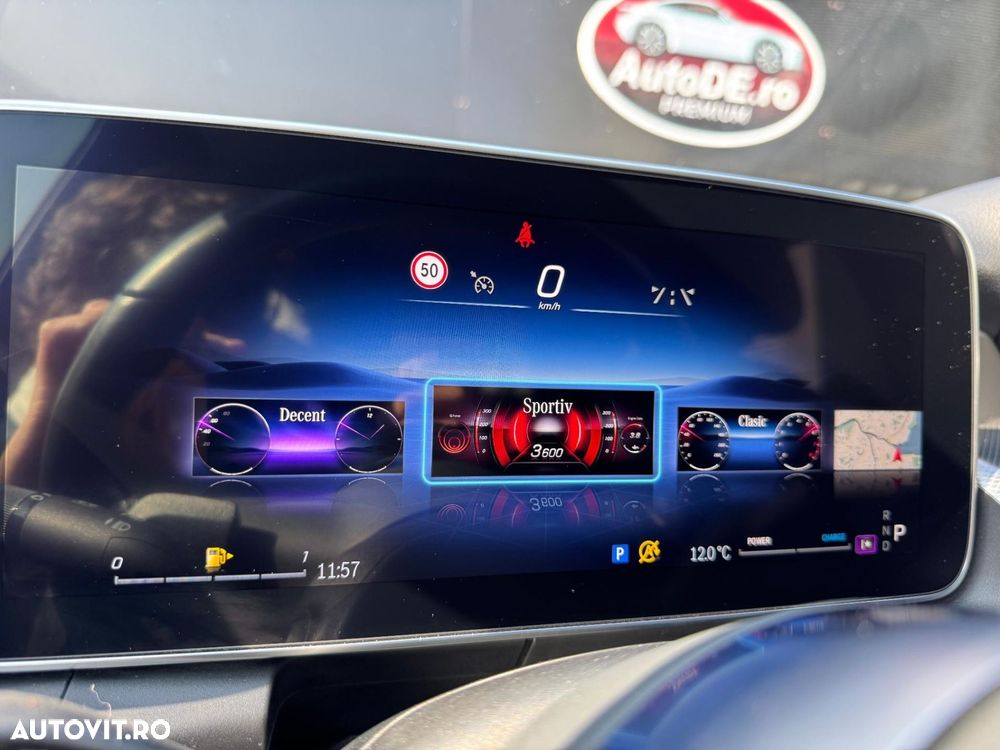 Mercedes-Benz GLC - 33