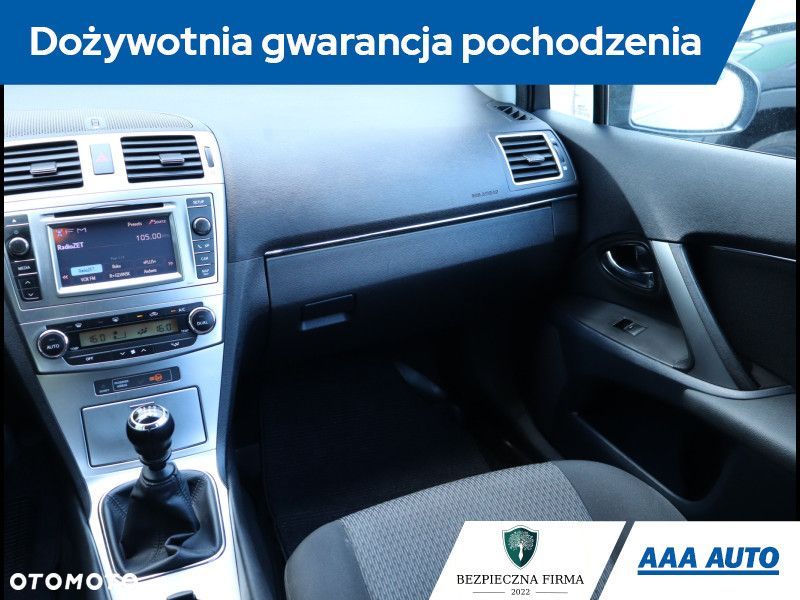 Toyota Avensis - 9