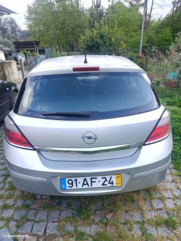 Opel Astra 1.3 CDTI Cosmo - 4