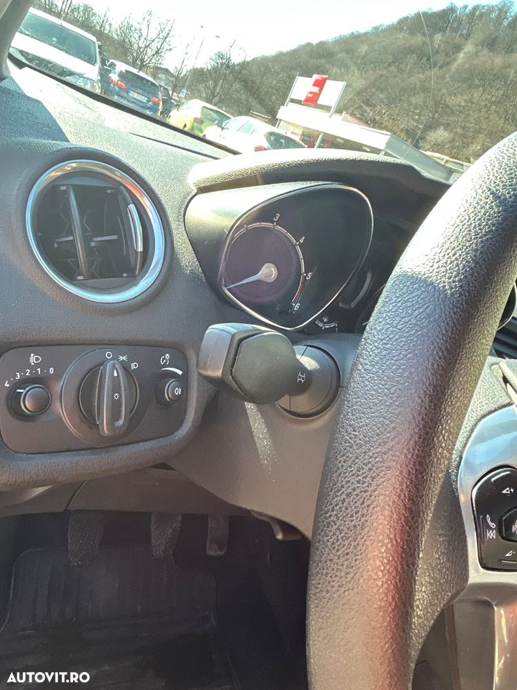 Ford Fiesta 1.5 TDCi DPF Trend - 28