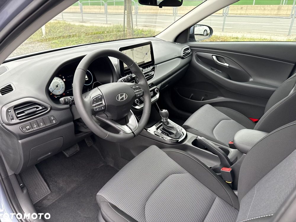 Hyundai i30 1.6 T-GDI Modern DCT - 9
