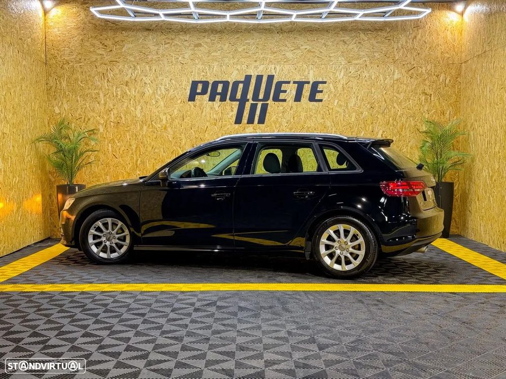 Audi A3 Sportback 1.6 TDI Attraction Special Edition - 35