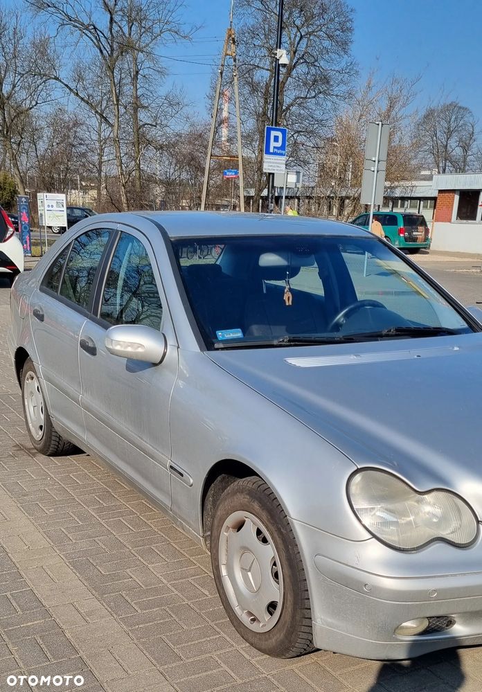 Mercedes-Benz Klasa C 180 Kompressor Automatik Classic - 3