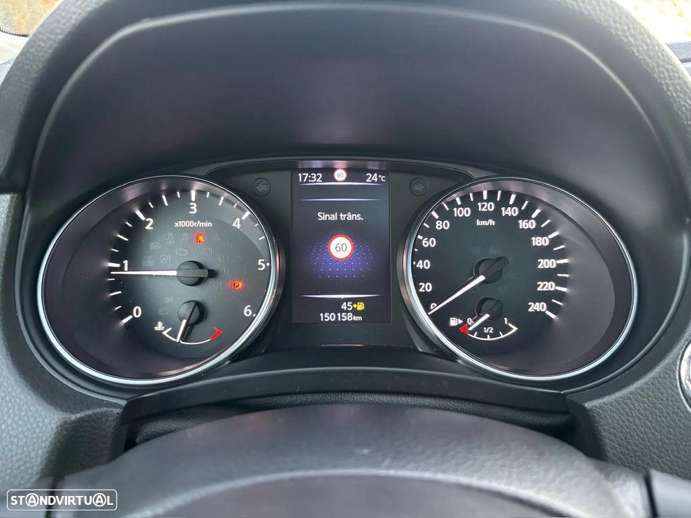 Nissan Qashqai 1.5 dCi N-Connecta 18 PS - 17